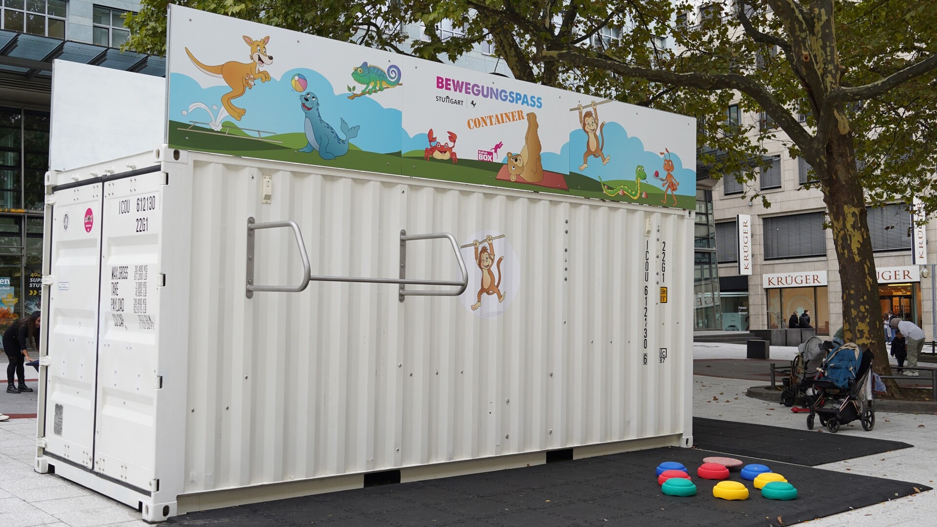 Neuer Spielcontainer bringt Spaß und Bewegung in die Innenstadt